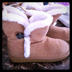 American Eagle boots